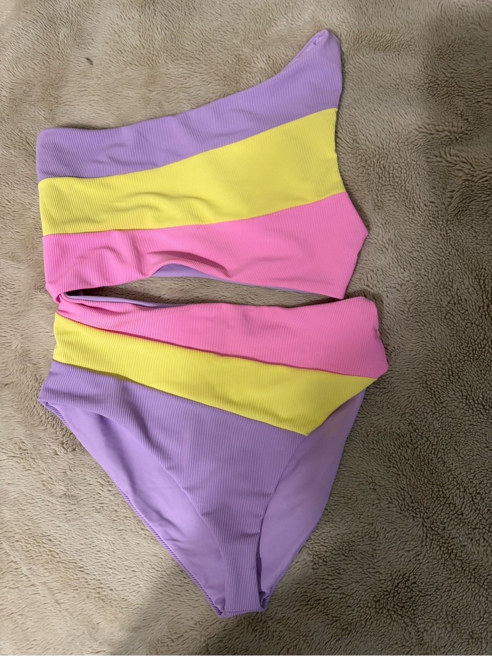 Beach Riot Joyce One Piece in Sublime
Spring Colorblock NWOT - Picture 2 of 4